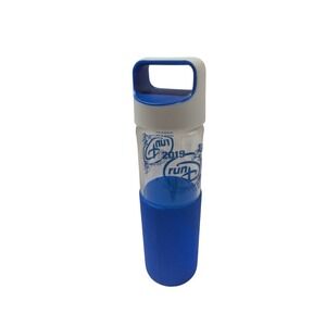 Disney runDisney‎ 2019 Marathon Weekend Water Bottle Blue Silicone Sleeve 9.5in